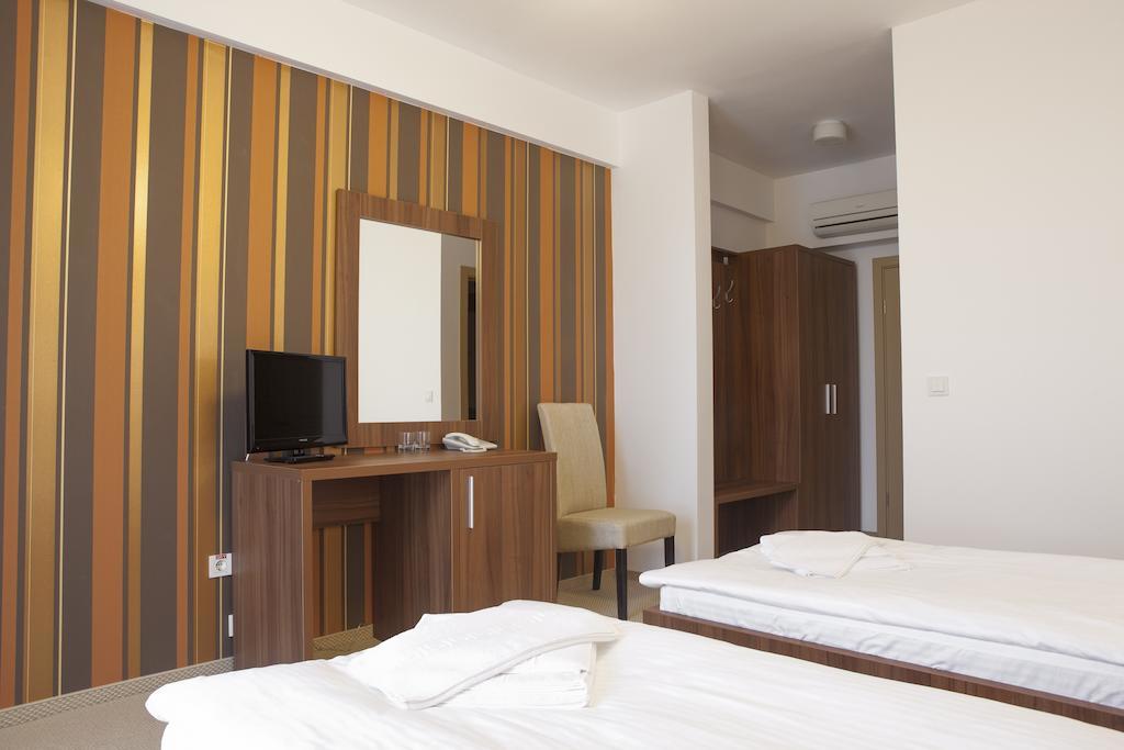 Mariss Hotel